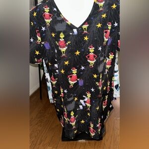 Festive Grinch Print Scrub Top